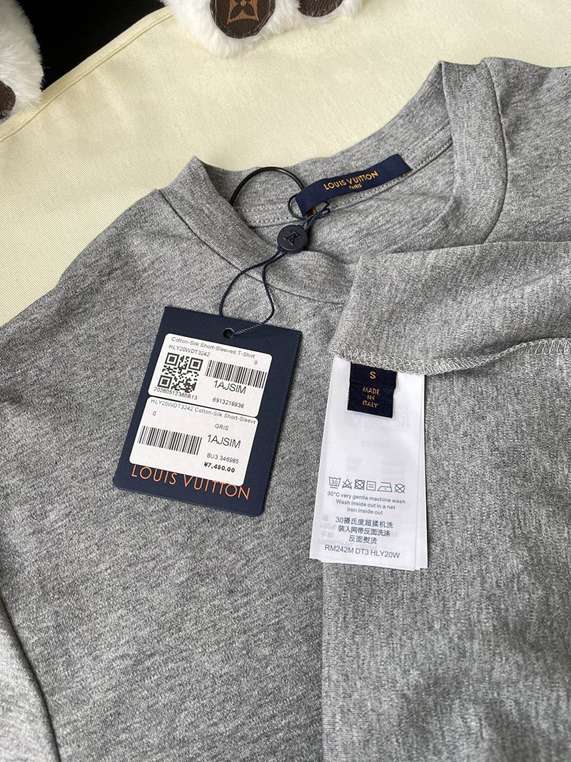 LV T-shirt 034