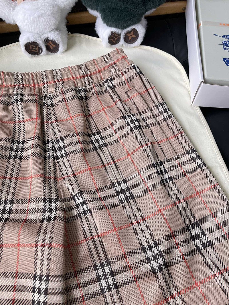 Burberry Short 003