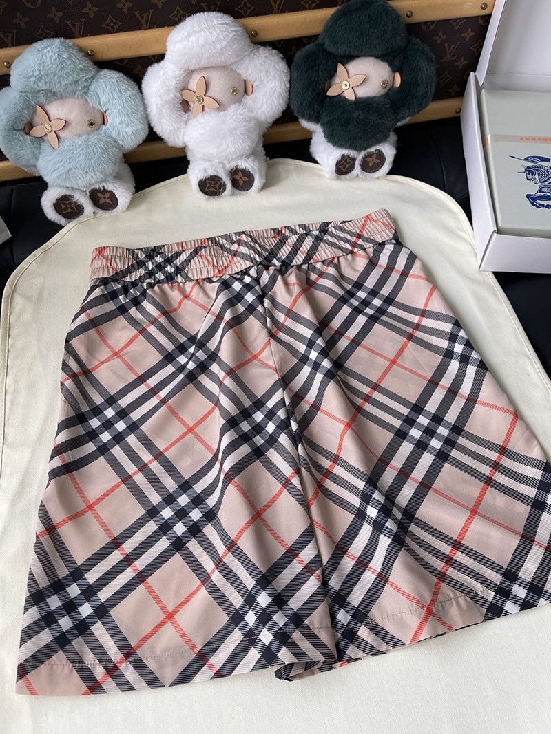 Burberry Short 004