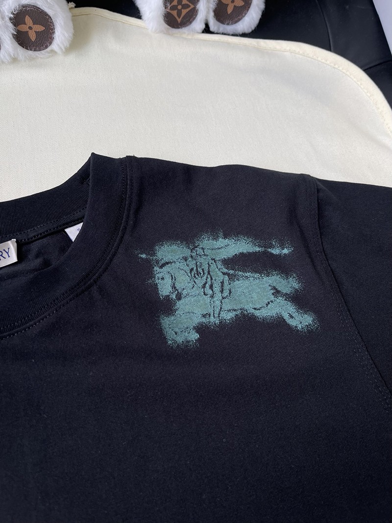 Burberry T-Shirt 007