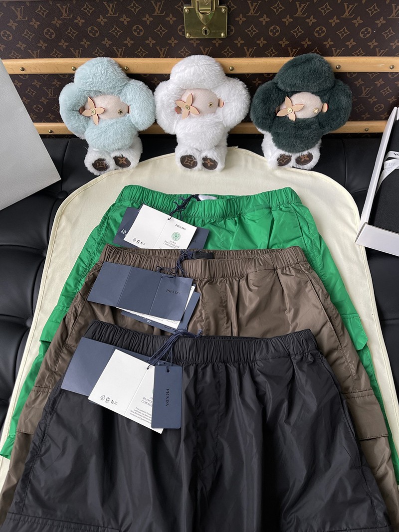 Prada Short 008