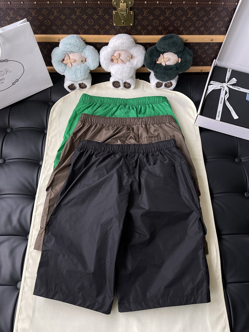 Prada Short 007