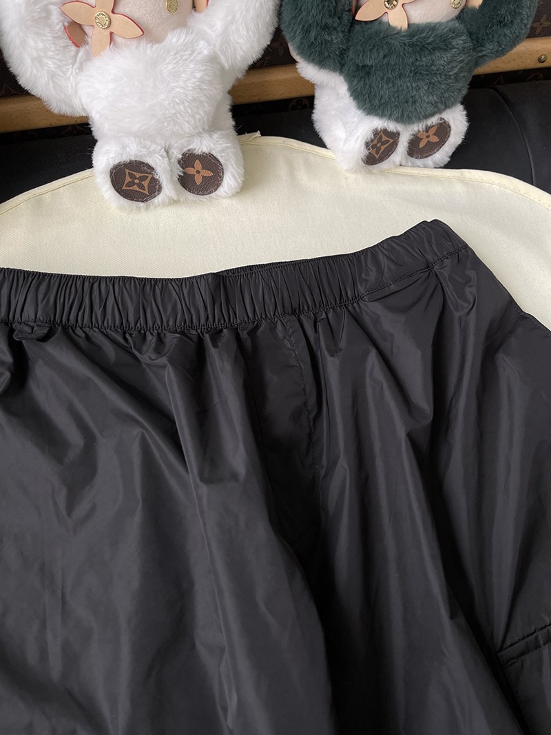 Prada Short 007