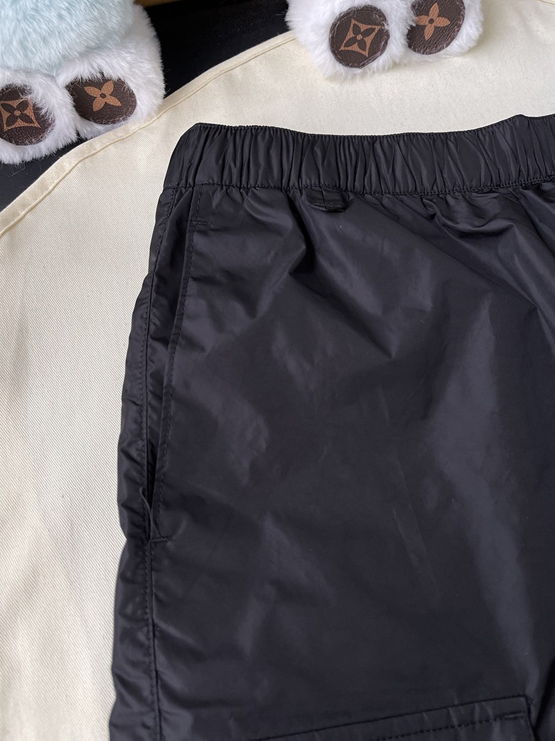 Prada Short 007