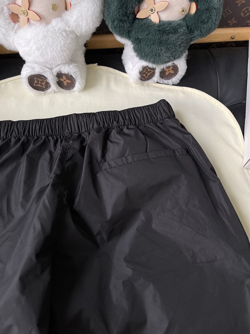 Prada Short 007