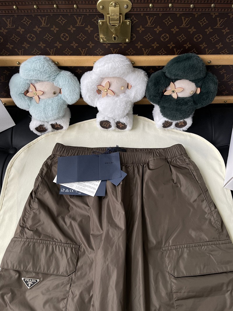 Prada Short 008
