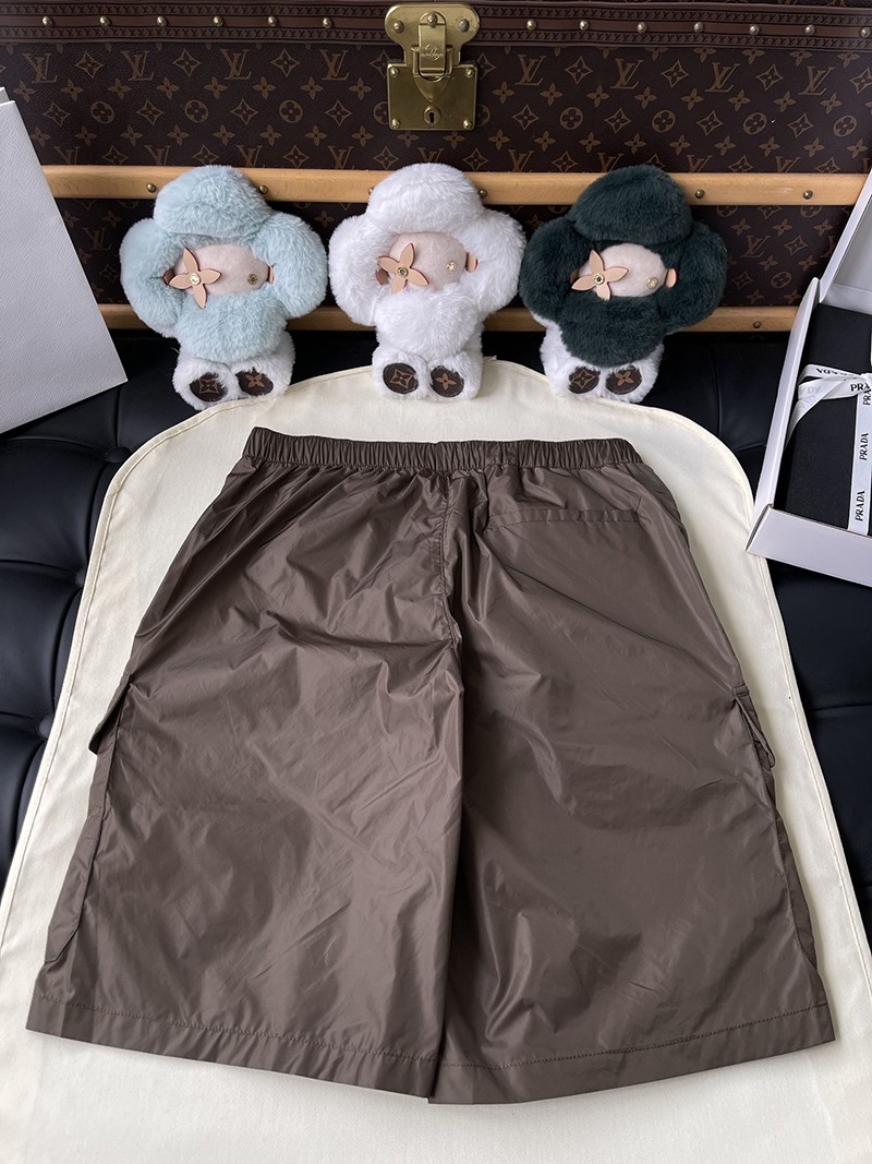 Prada Short 008