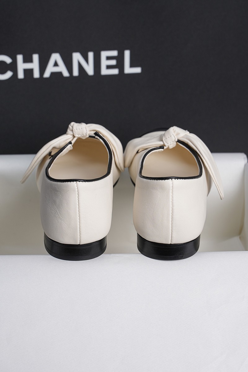 Chanel 25C Wmns Shoe 015