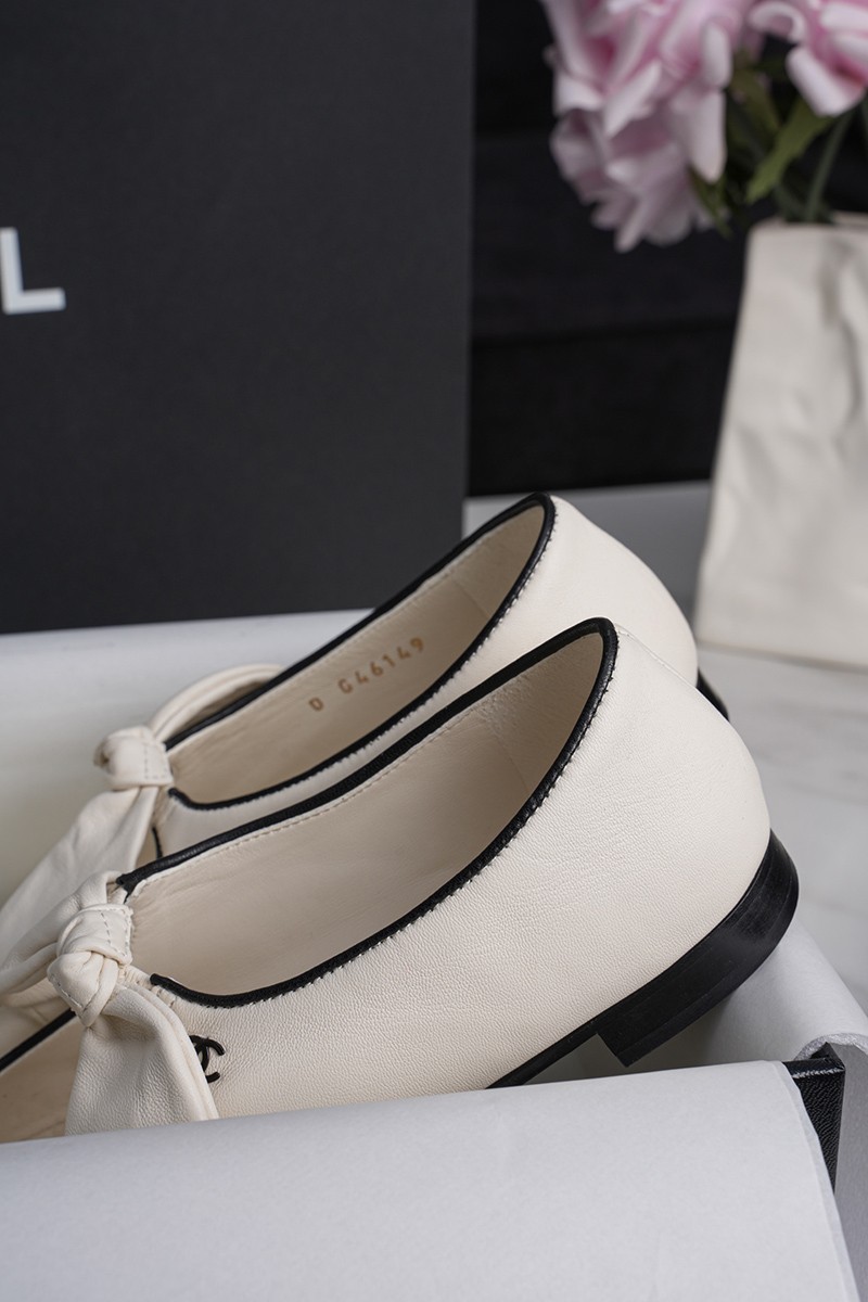 Chanel 25C Wmns Shoe 015