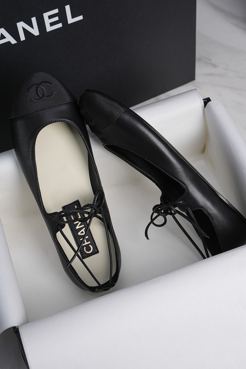 Chanel 25C Wmns Shoe 013