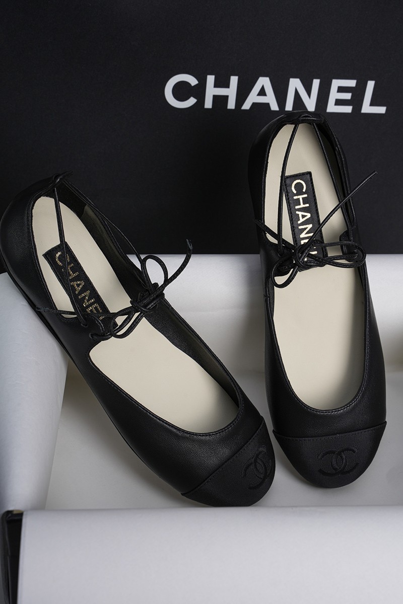 Chanel 25C Wmns Shoe 013