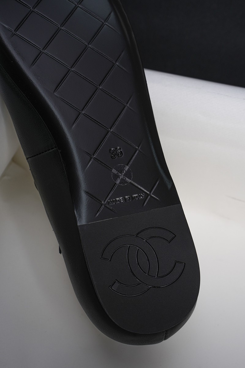 Chanel 25C Wmns Shoe 013