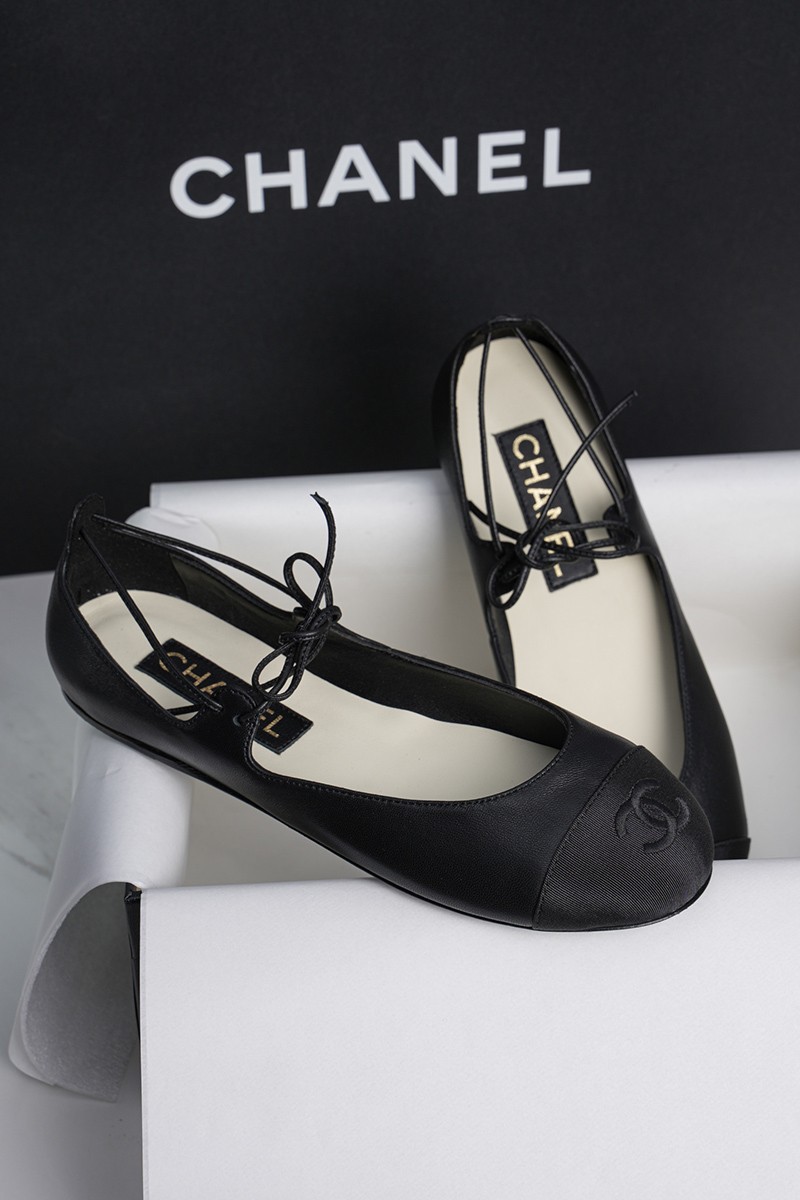 Chanel 25C Wmns Shoe 013