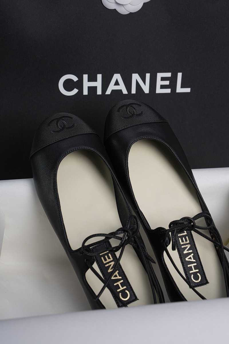Chanel 25C Wmns Shoe 013