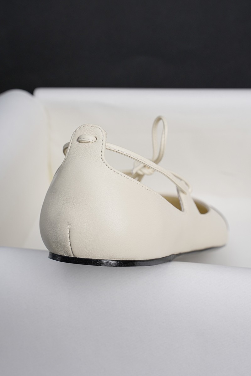 Chanel 25C Wmns Shoe 014