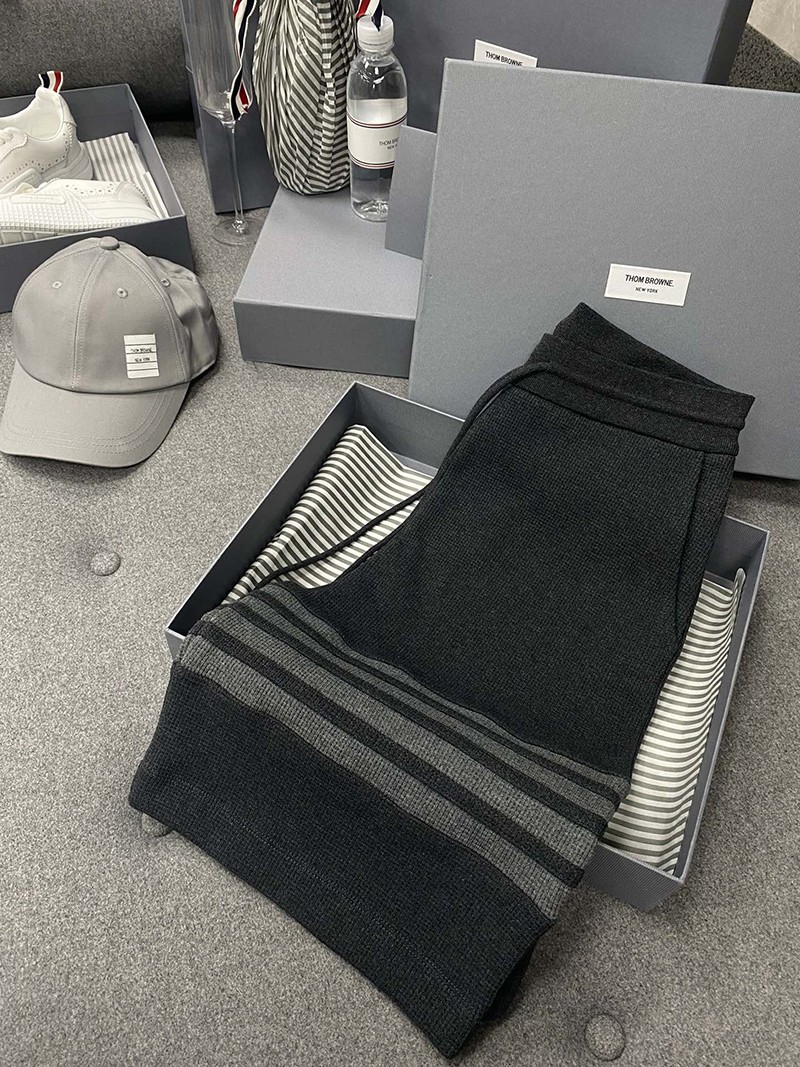 Thom Browne Shorts 002