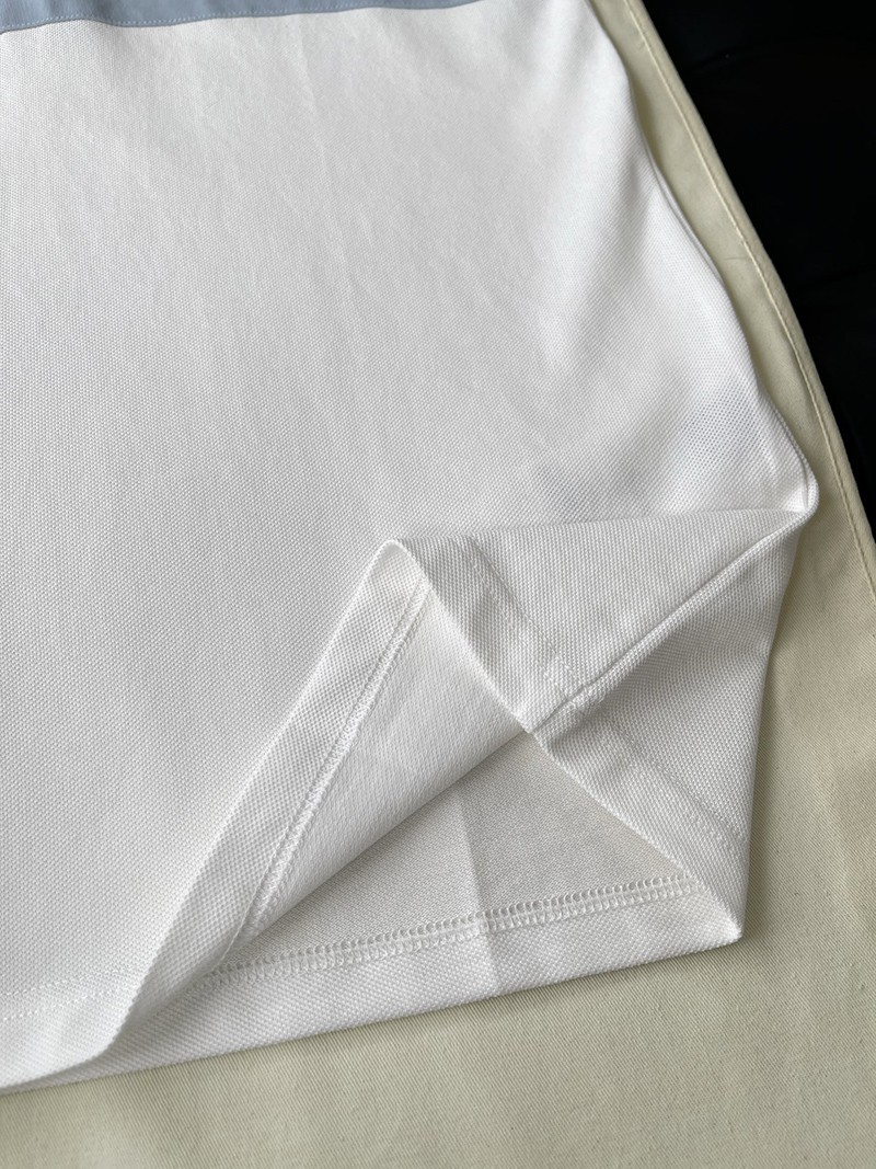 LV T-shirt 043