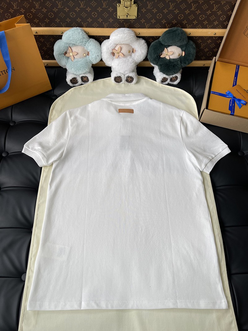 LV T-shirt 043