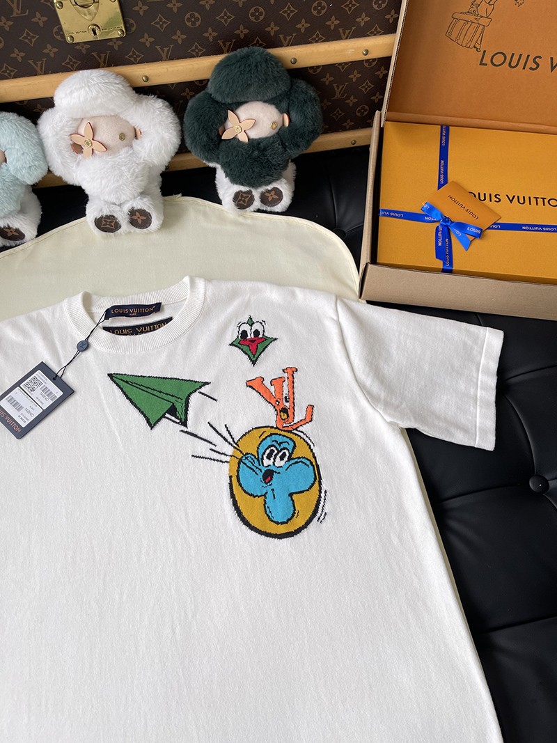 LV T-shirt 044