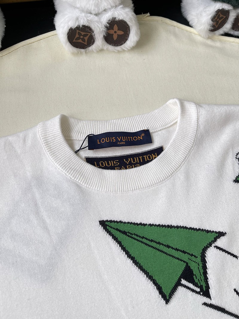 LV T-shirt 044