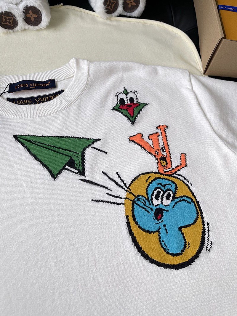 LV T-shirt 044