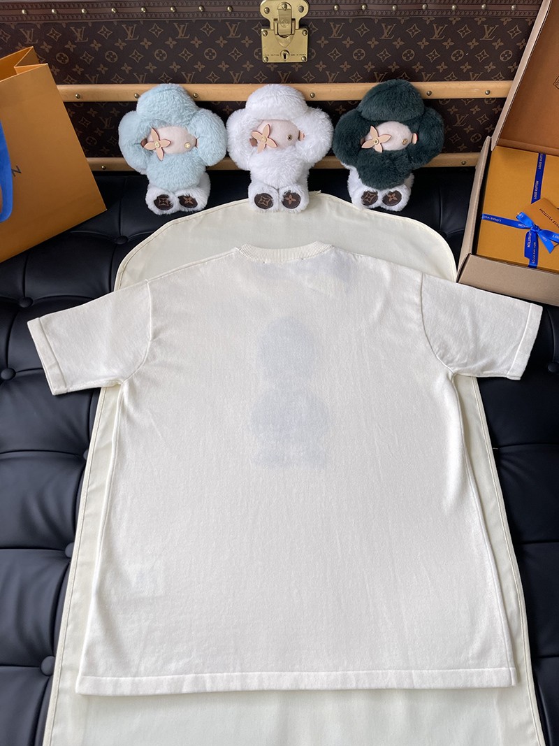 LV T-shirt 045