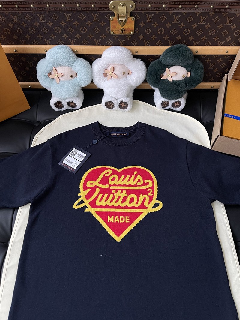 LV T-shirt 046