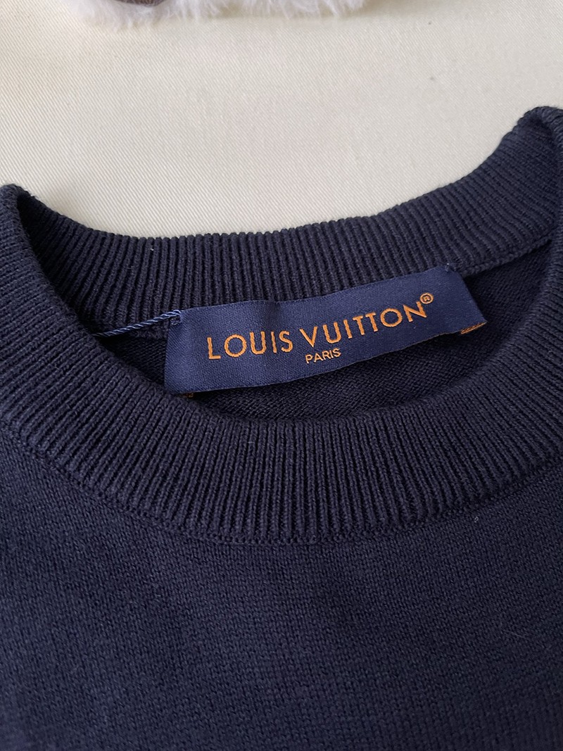 LV T-shirt 046