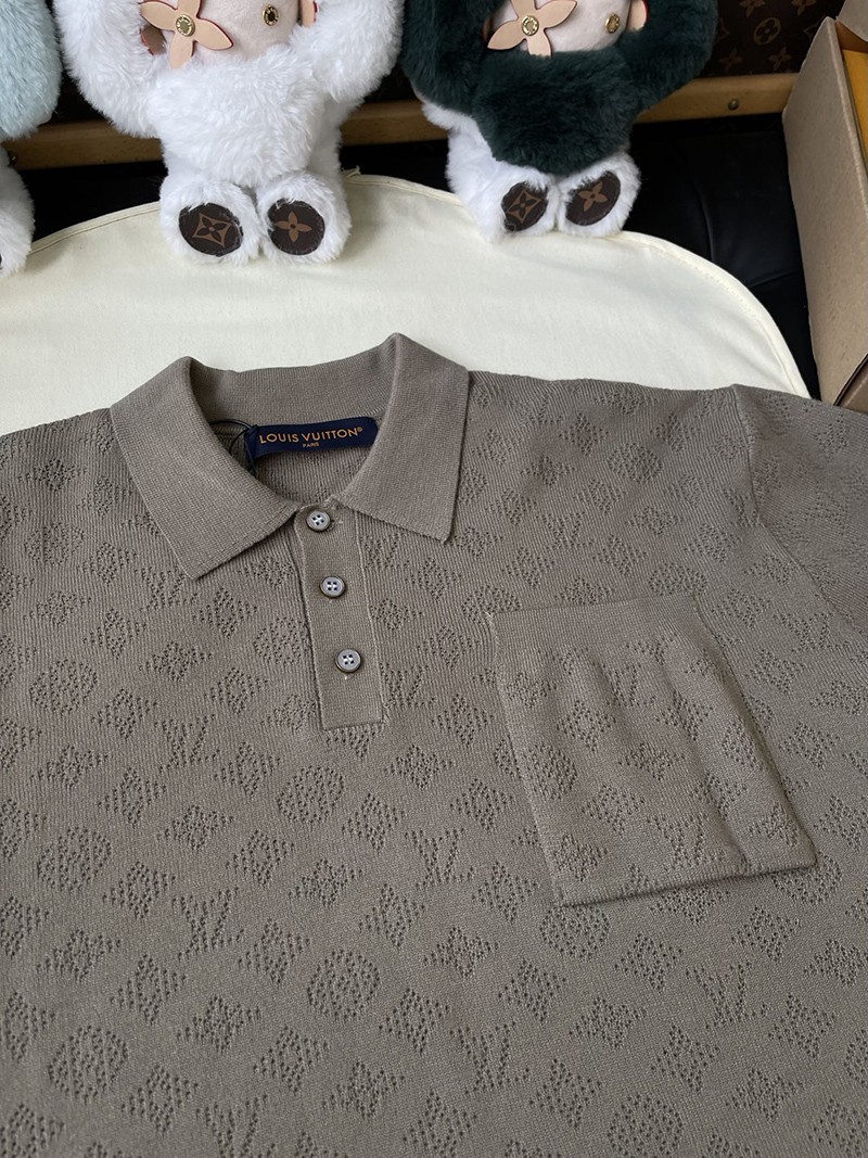 LV T-shirt 047