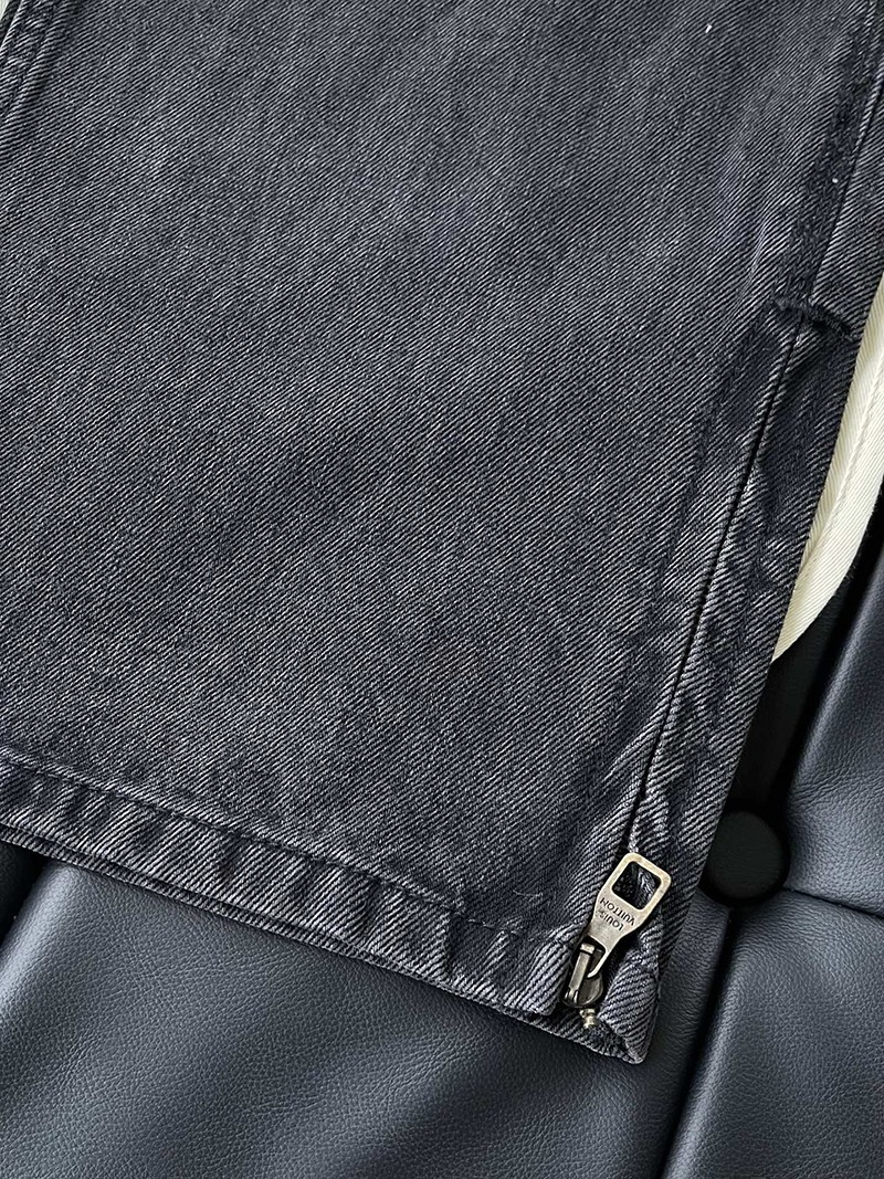 LV Trousers 052