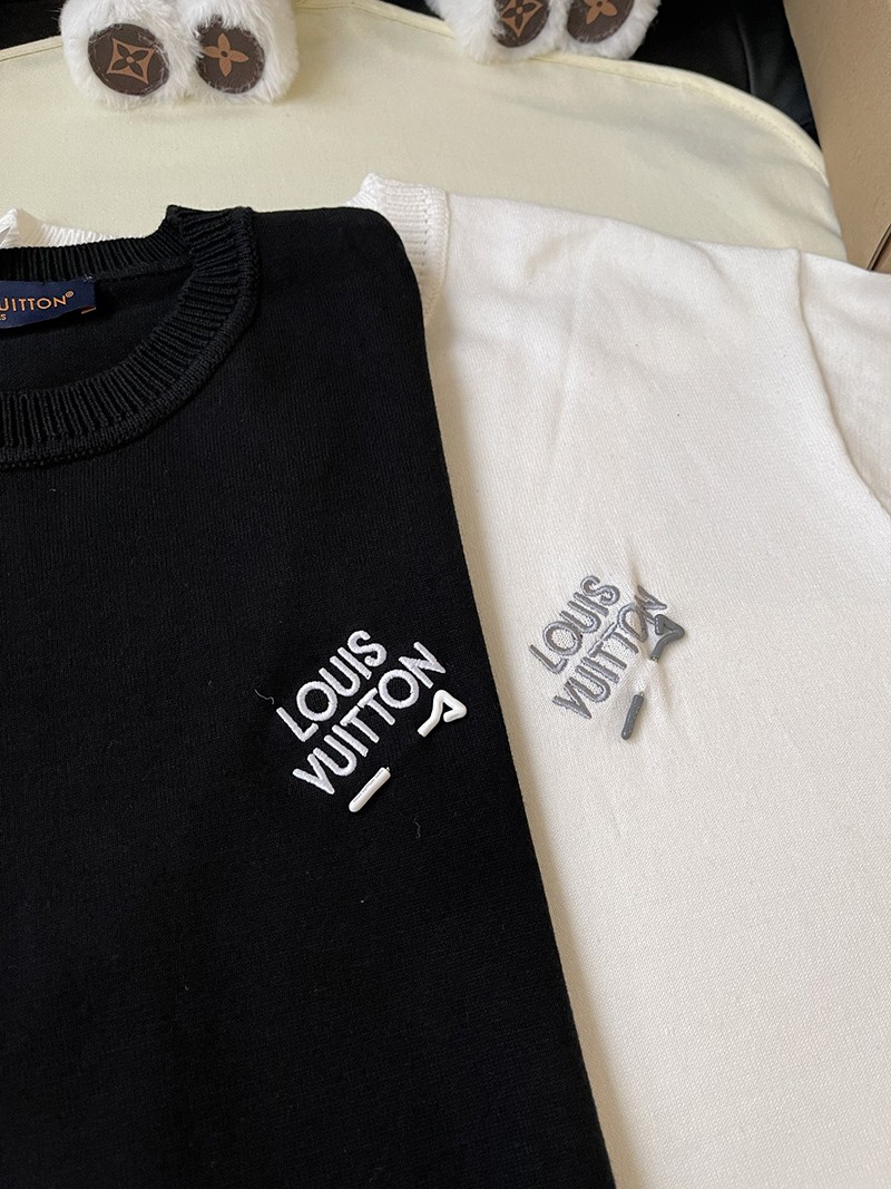 LV T-shirt 048