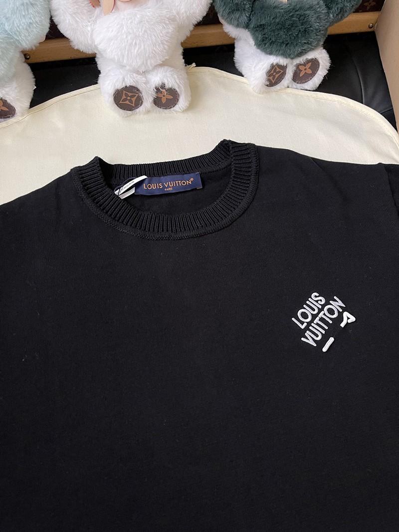 LV T-shirt 048
