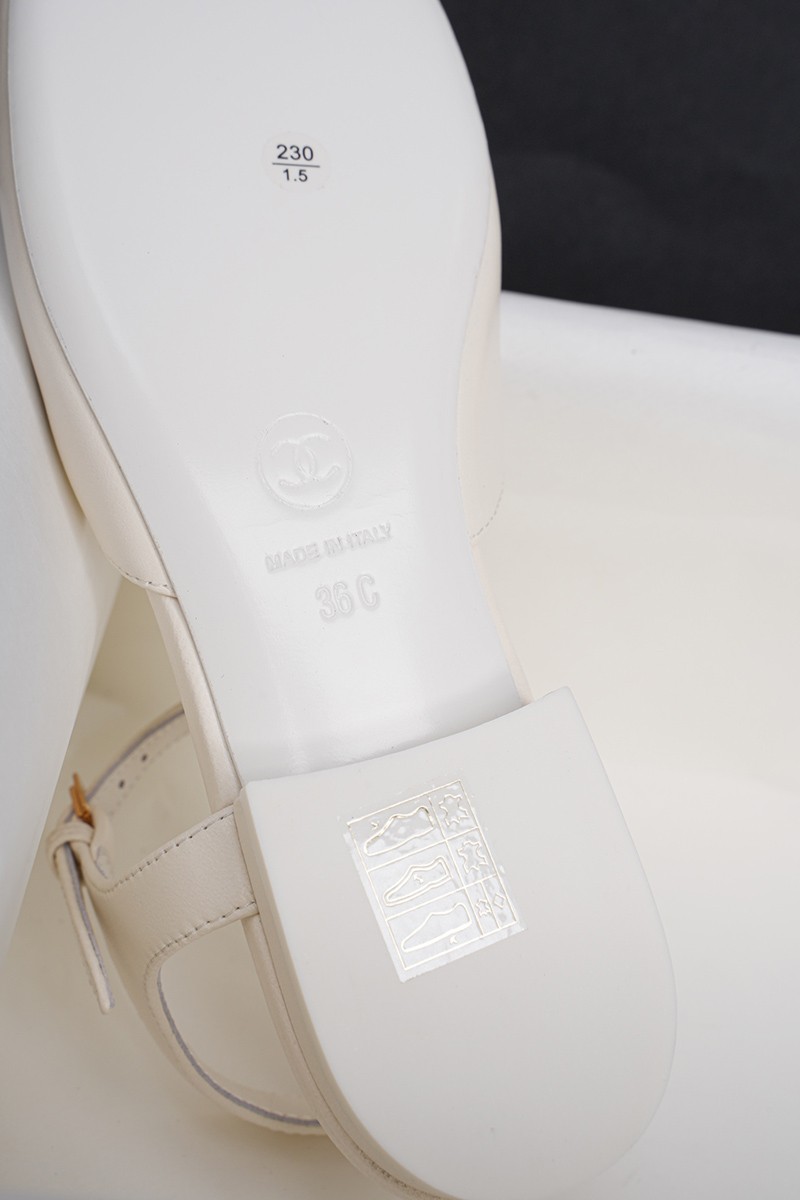 Chanel 25P Wmns Shoe 016