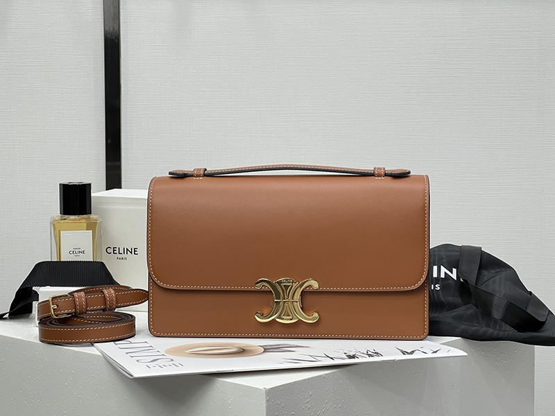 Celine Triomphe Folio L102U3