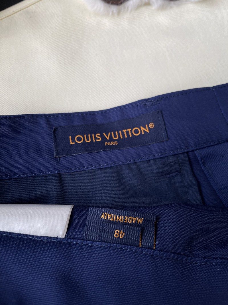 LV Shorts 053
