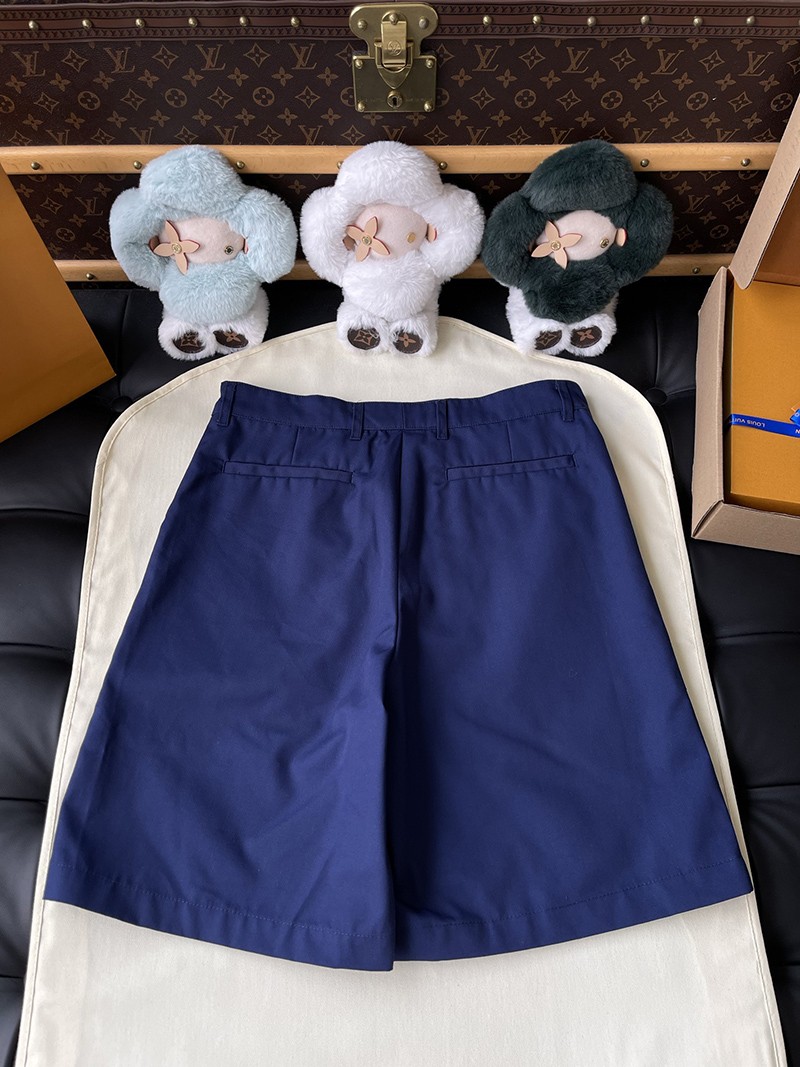LV Shorts 053