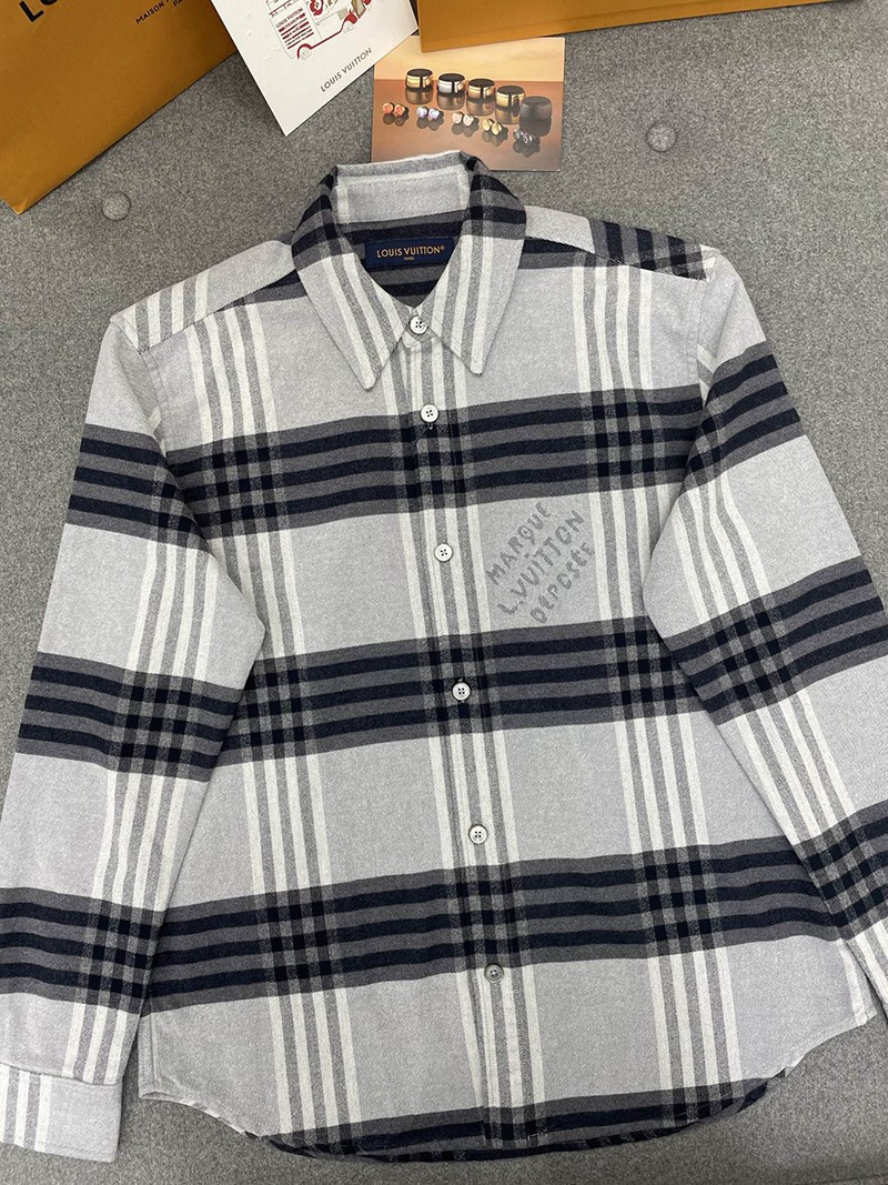 LV Shirt D4081 055