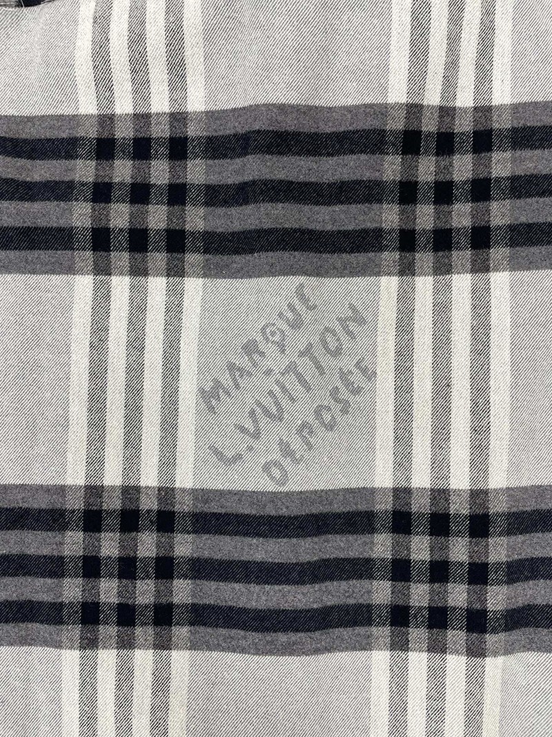 LV Shirt D4081 055