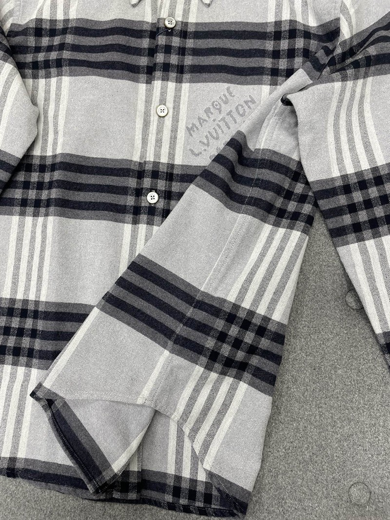 LV Shirt D4081 055