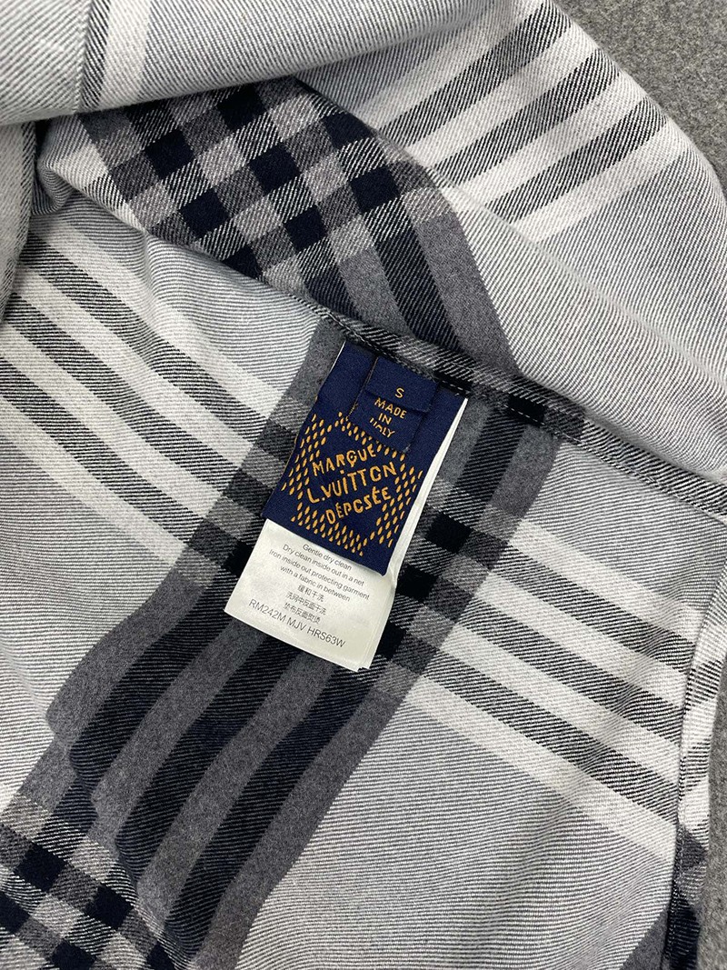 LV Shirt D4081 055