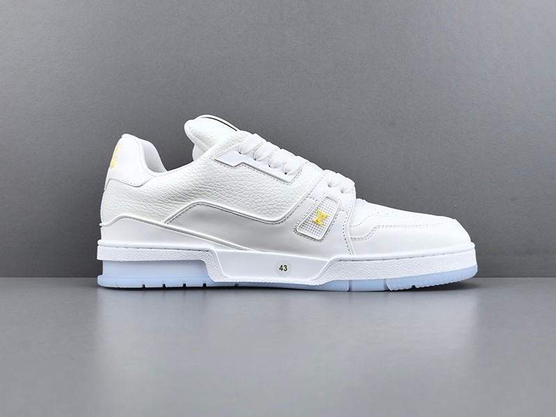 LV Trainer Sneaker 072