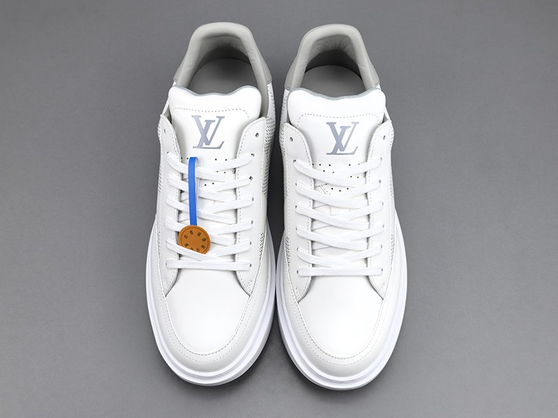 LV Trainer Sneaker 073