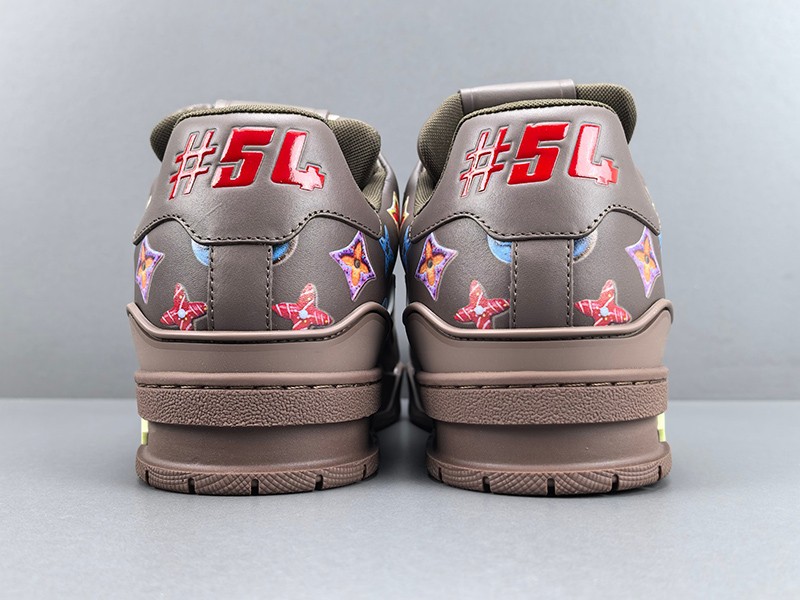 LV Trainer Sneaker 074