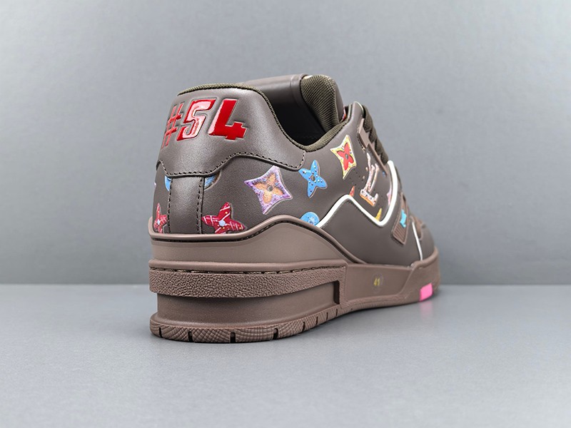LV Trainer Sneaker 074
