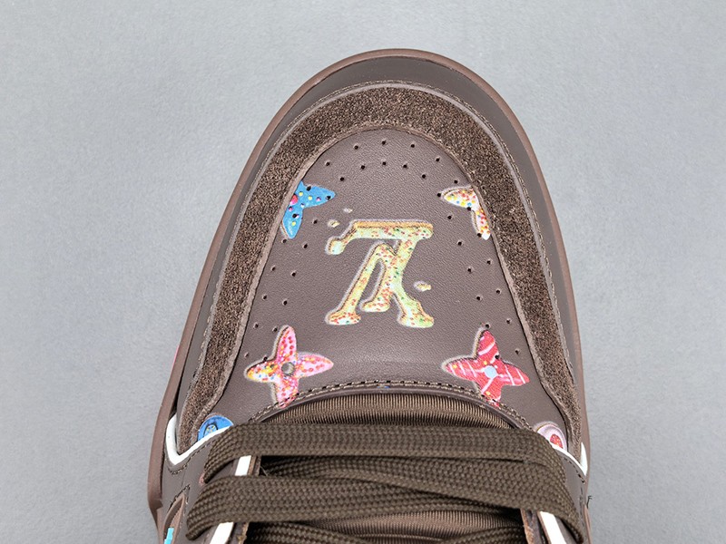 LV Trainer Sneaker 074