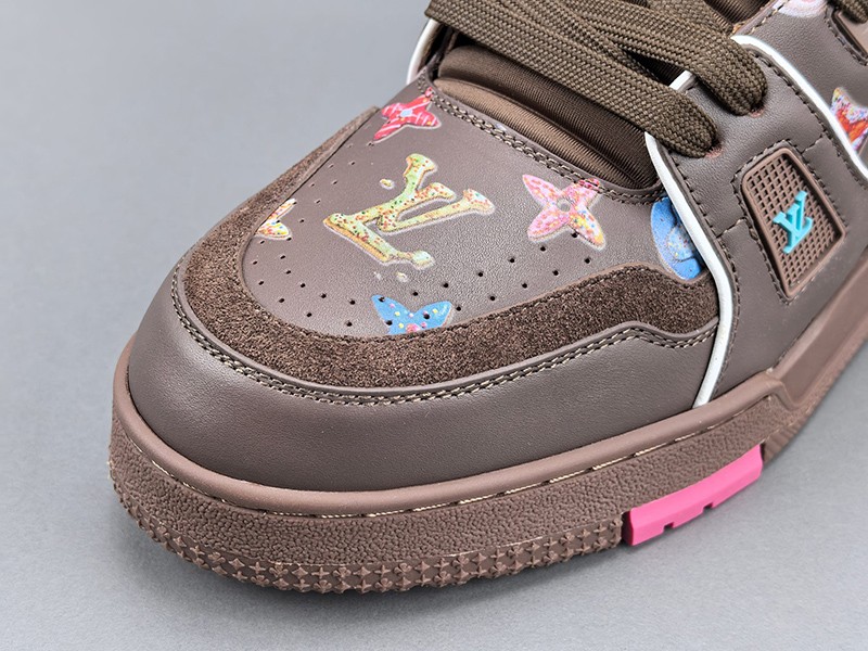 LV Trainer Sneaker 074