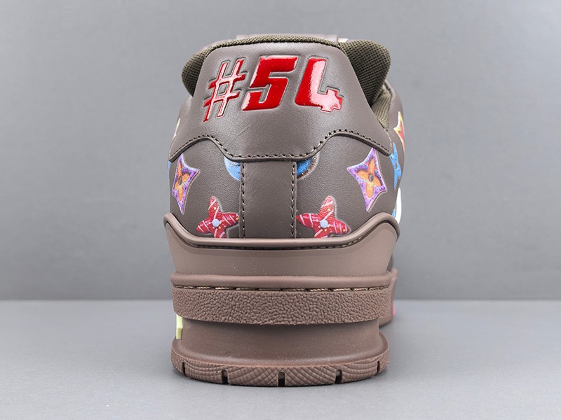 LV Trainer Sneaker 074