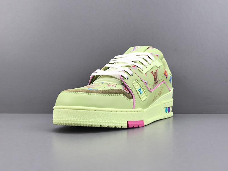 LV Trainer Sneaker 075