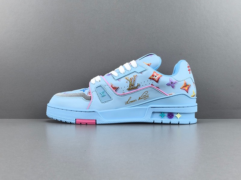 LV Trainer Sneaker 076