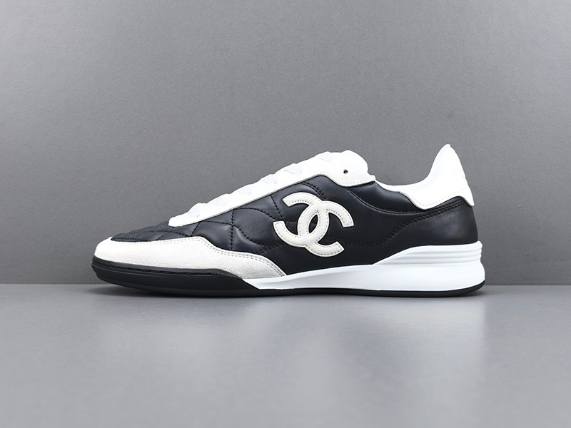 Chanel 26S Shoe 019